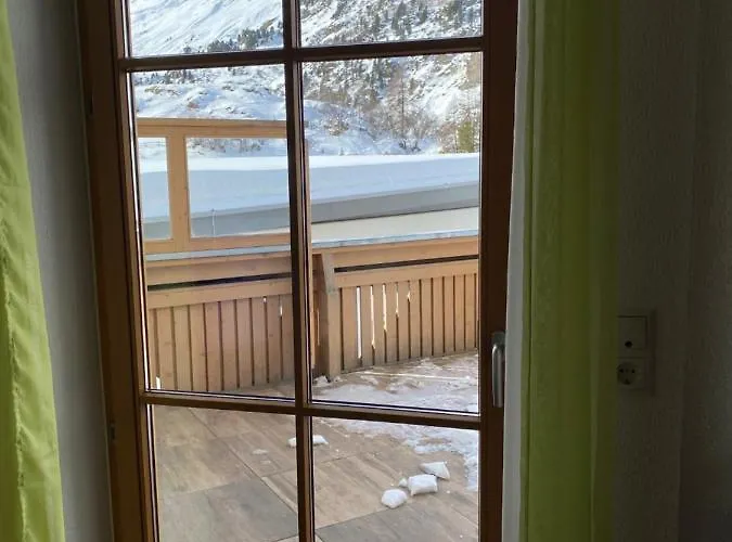 Michelle Apartment *